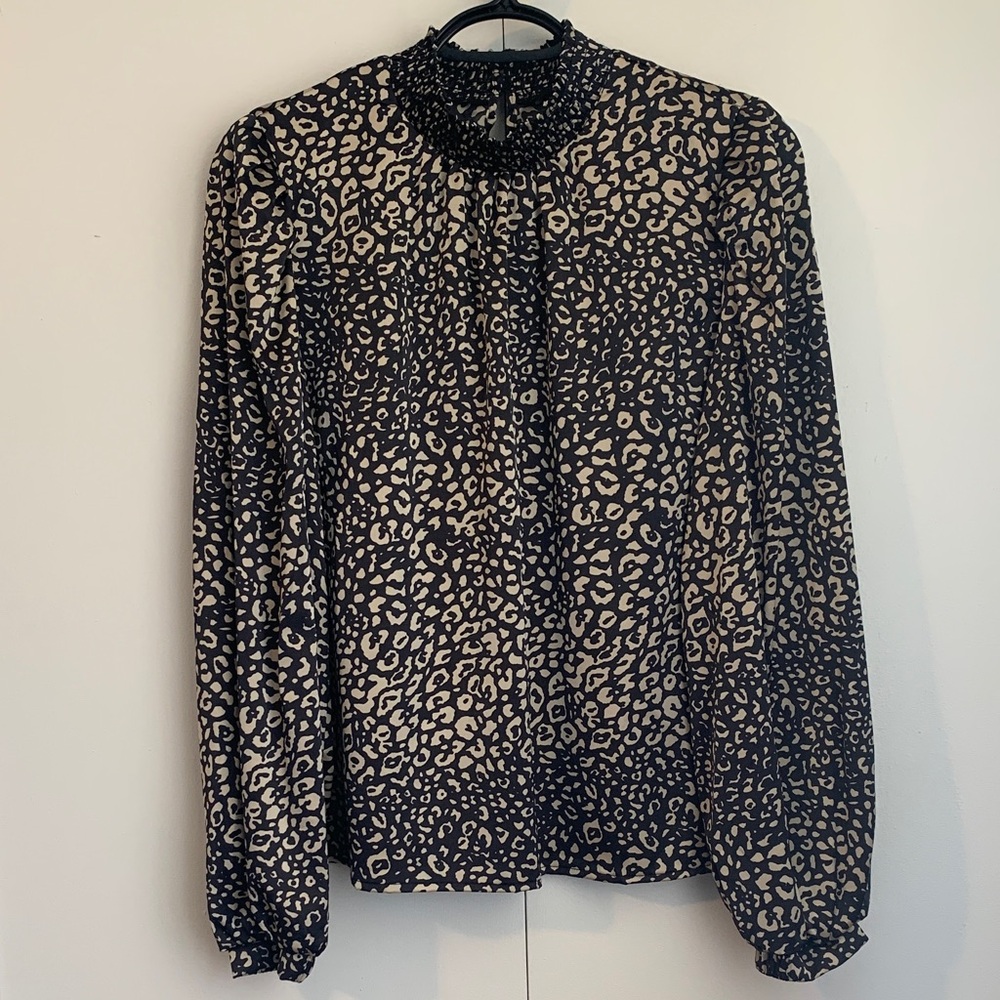 MELLODAY Black & Gold Animal Print Smocked Neck Long Sleeve Blouse Size Medium
